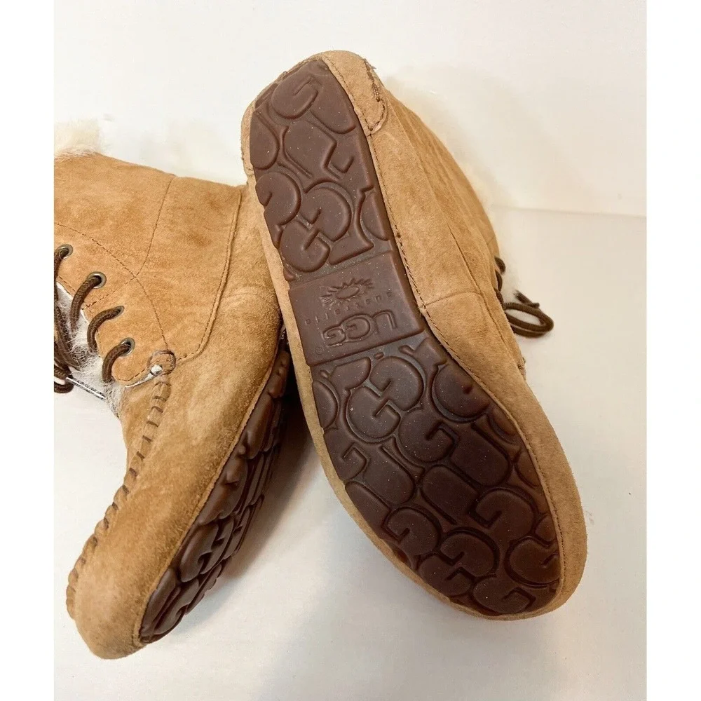 UGG Chickaree Boots Chestnut Brown Suede Lined Womens Short Moccassin Size US 6 - Picture 10 of 13